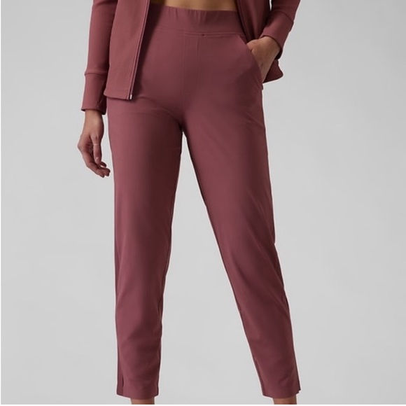 Athleta Pants - Athleta Brooklyn Ankle Pants size 8